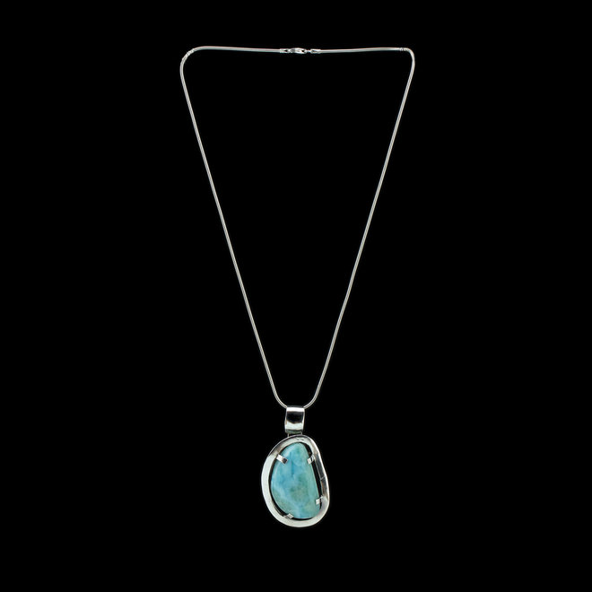 Larimar Hanger 'Modern', gezet in 925 zilver uit eigen atelier