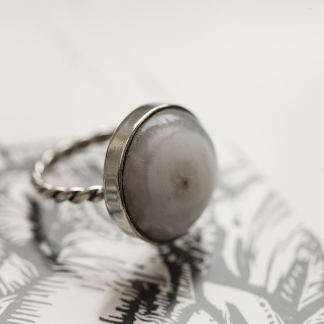Zonnekwarts ring 'Bapala', gezet in 925 zilver