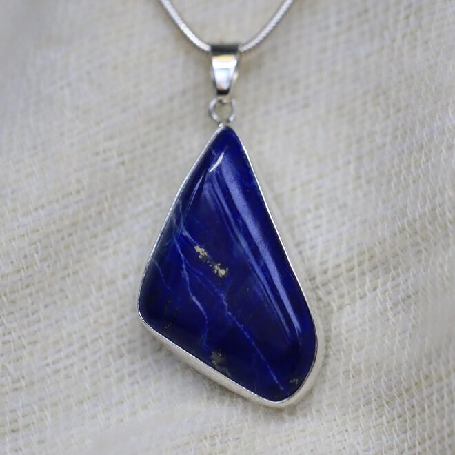 Lapis Lazuli hanger 'Sam'