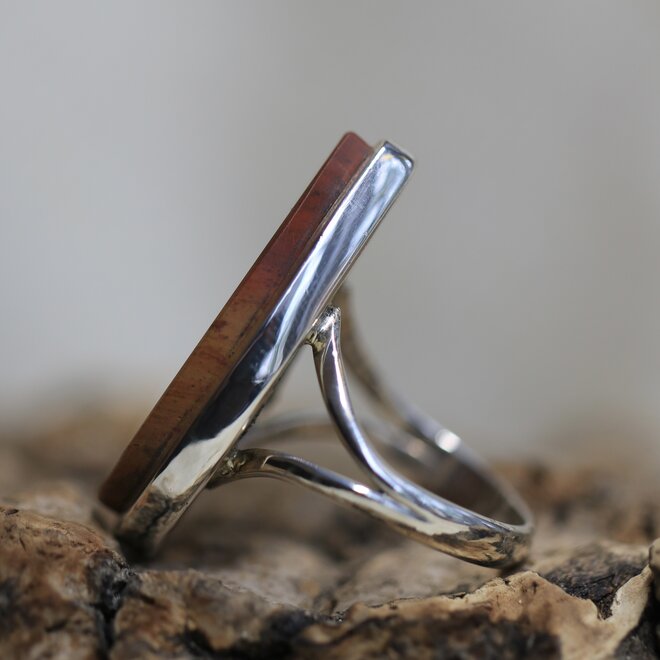 Jaspis ring "Raza"