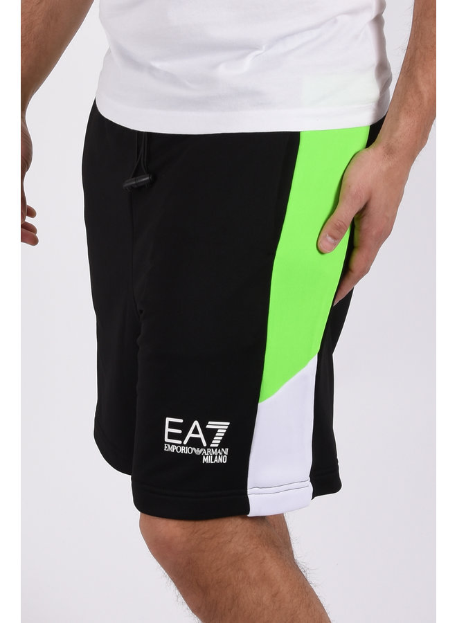 EA7 SS21 Shorts 3KPS51 Milano - Black / Green