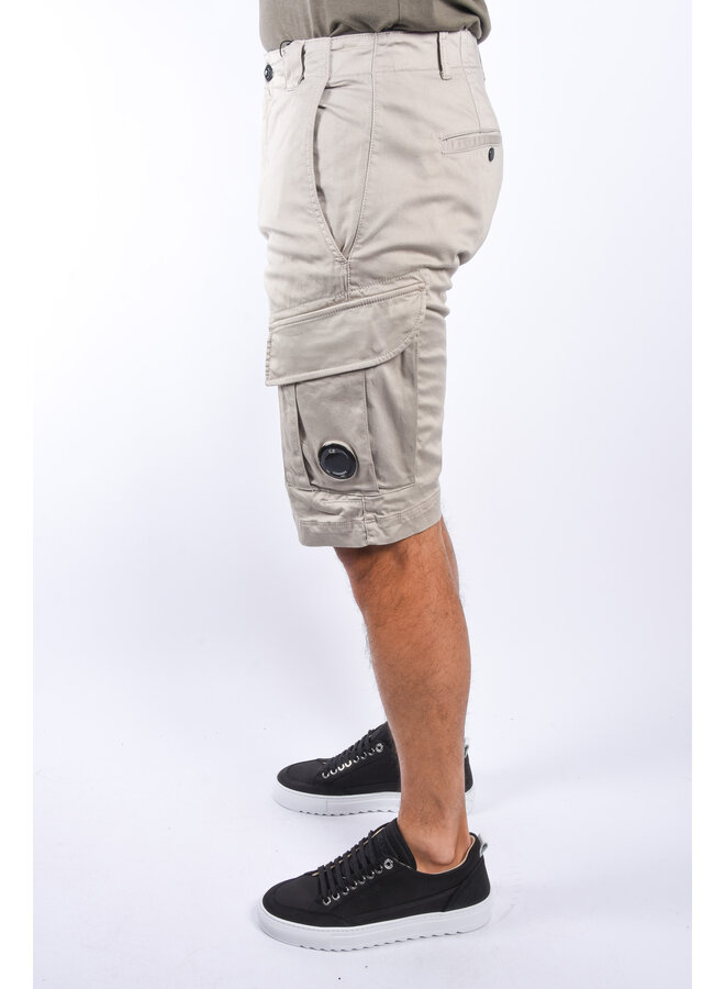 CP Company SS24 - Cargo Stretch Sateen Shorts - Goat