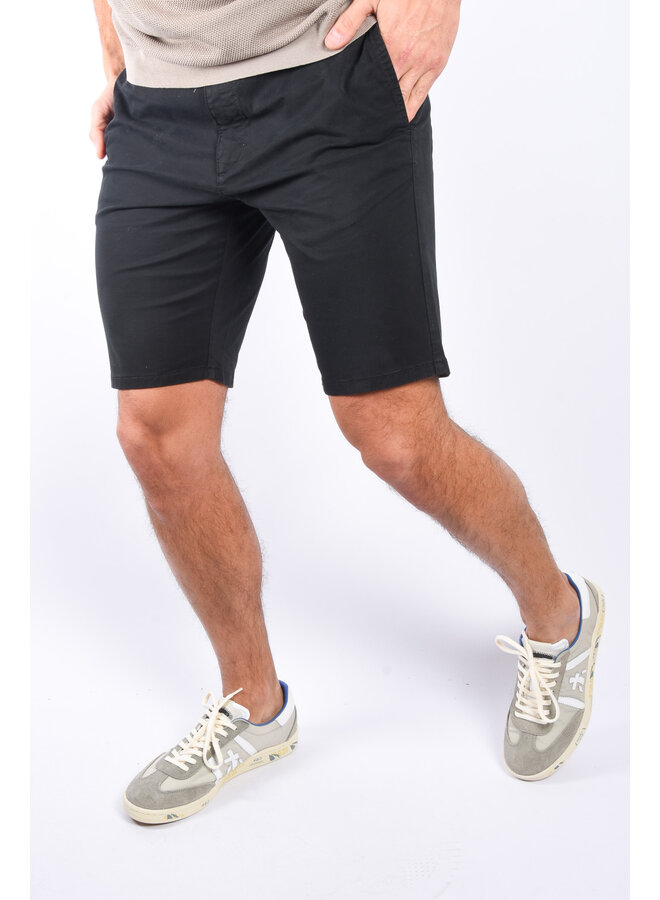 Hugo Boss SU24 - David222SD Shorts - Black