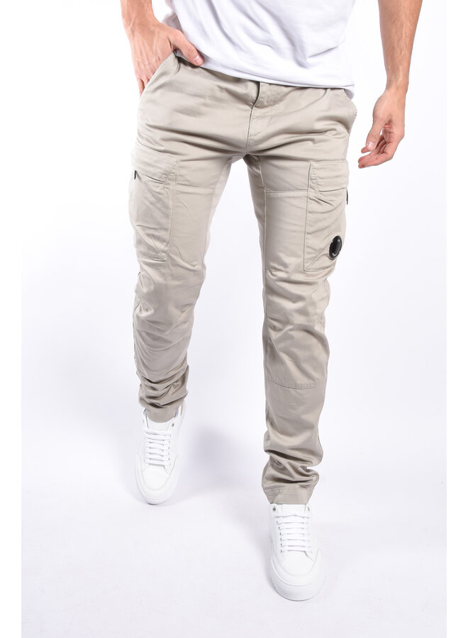 CP Company SS24 - Stretch Sateen Ergonomic Cargo Pants - Goat