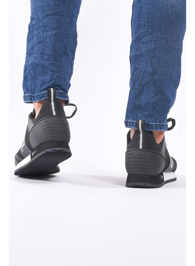 EA7 - Sneaker X8X027 - Black / White