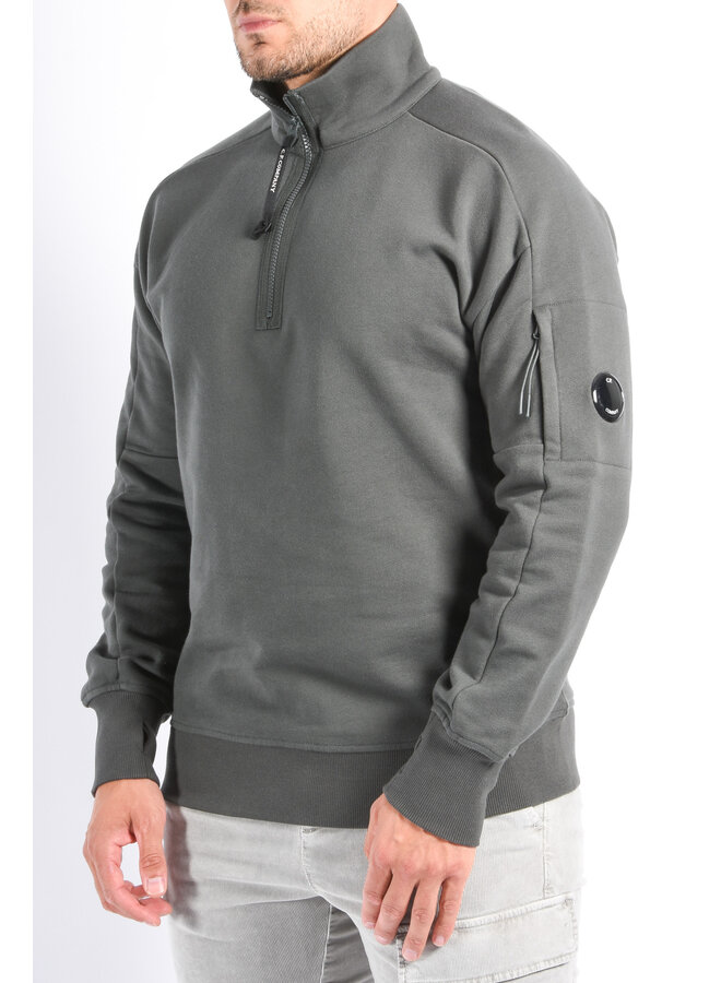CP Company FW25 - Diagonal Raised Fleece Half Zip Sweater - Dark Shadow