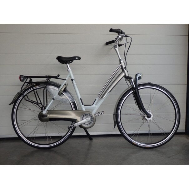 GAZELLE Gebruikte  chamonix c7+ damesfiets 57 cm wit zilver