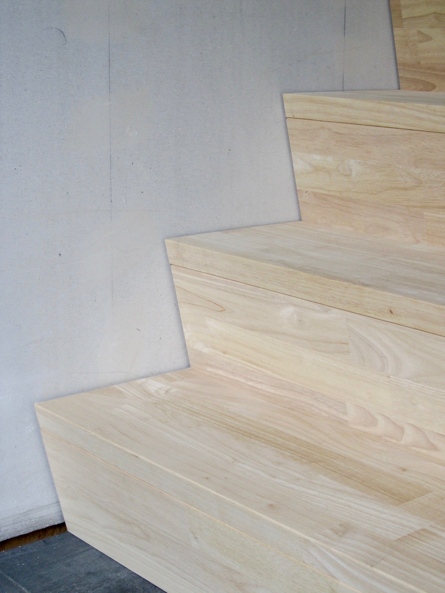 Rubberwood 4500 x 1100 x 18 mm Martens Hout