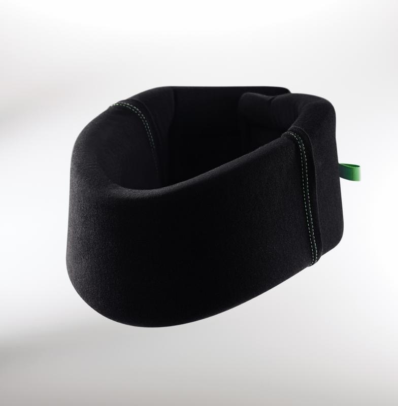 Cellacare Halskrause schwarz 9 cm (1 Stück)