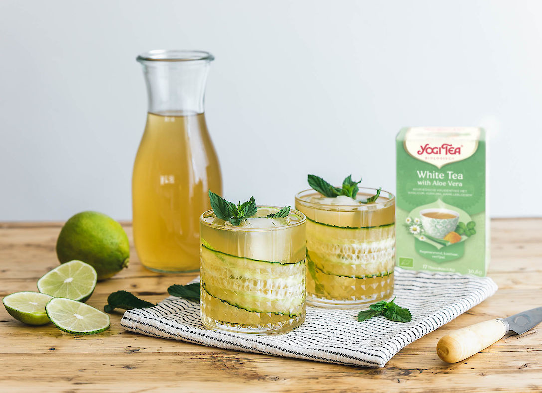 Aloe Vera Kokos-Mocktail mit Gurke