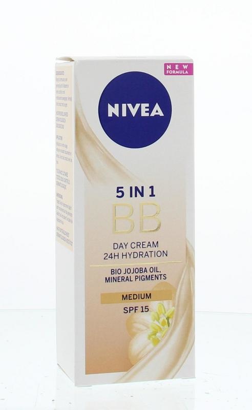 Nivea Essentials BB-Creme Medium SPF15 (50 Ml)