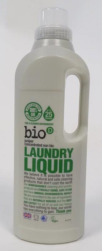 Bio-D Bio-D Flüssigwaschmittel Wacholder (1 Liter)