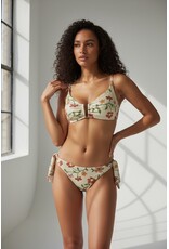 Raffaela d'Angelo Raffaela d'Angelo  CR22 bikini RG34/SL32