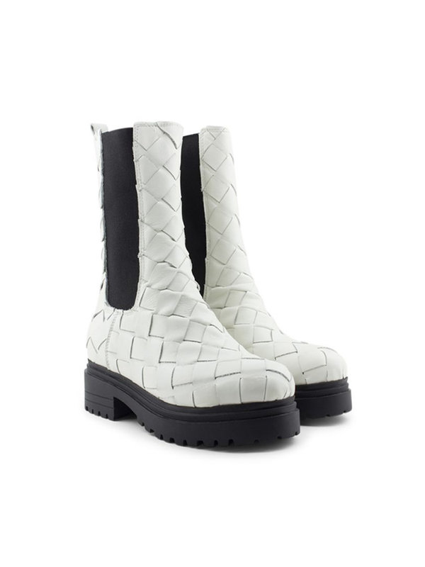 Deabused Kate Braided Off White Boots