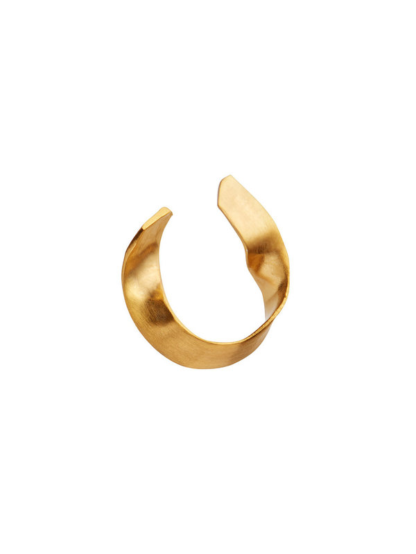 Stine A Twisted Hammered Ear Cuff Gold