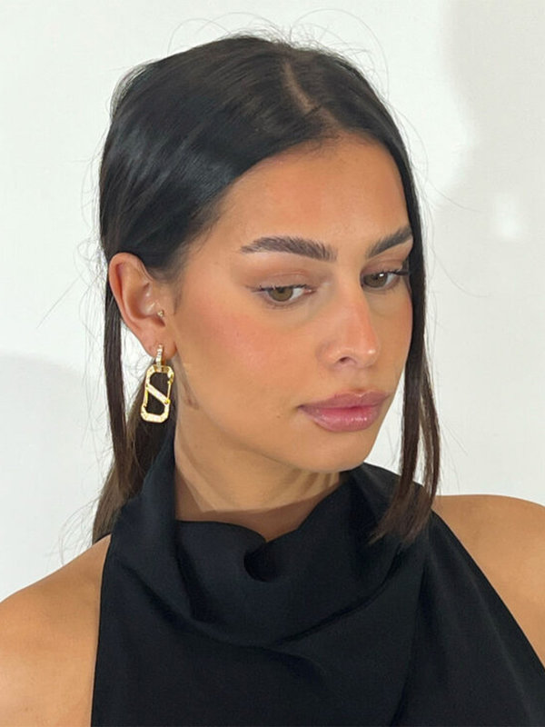 Juli Dans Jewels Infinity Square Earring Gold