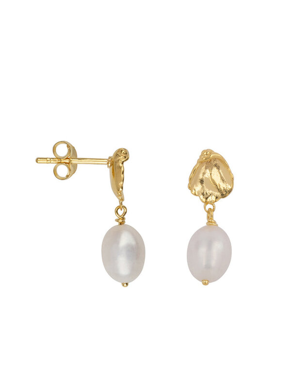 Betty Bogaers Mini Oyster Pearl Earring Gold Plated