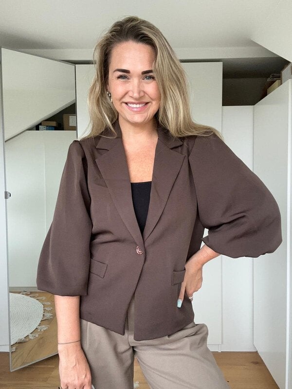 By Sara Collection Cindy Blazer Brown