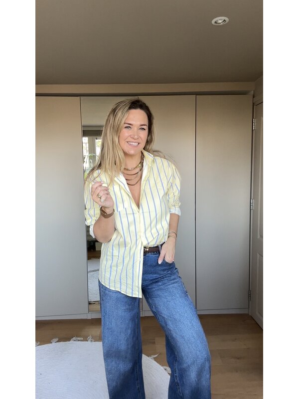 By Sara Collection Jade Blouse Geel Blauw Gestreept Jade Blouse Geel Blauw Gestreept