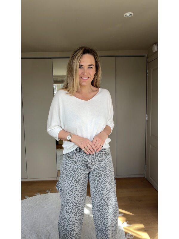 By Sara Collection Romy Top Wit