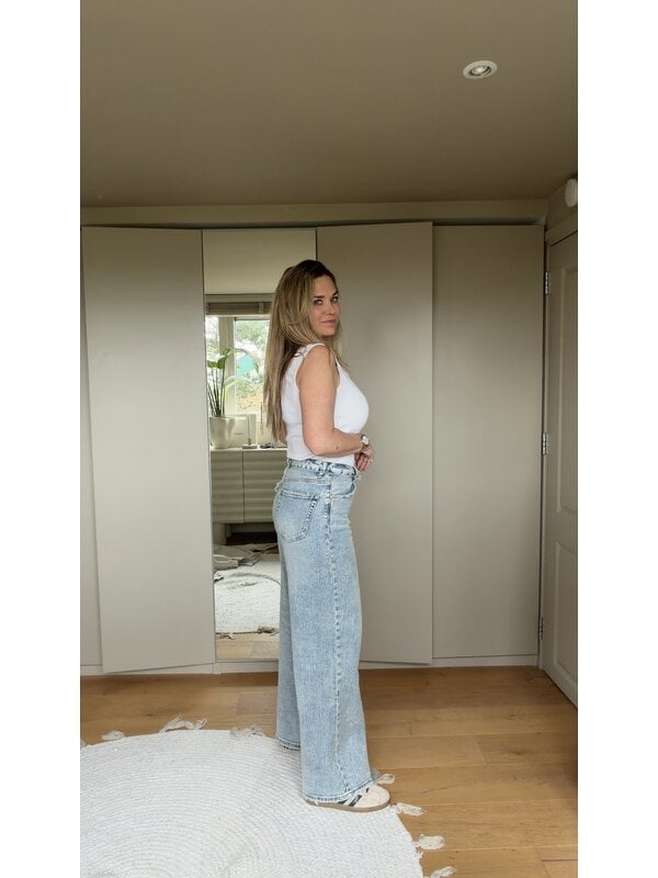 By Sara Collection Tirza Jeans Wide Leg Folded Waist Licht Blauw