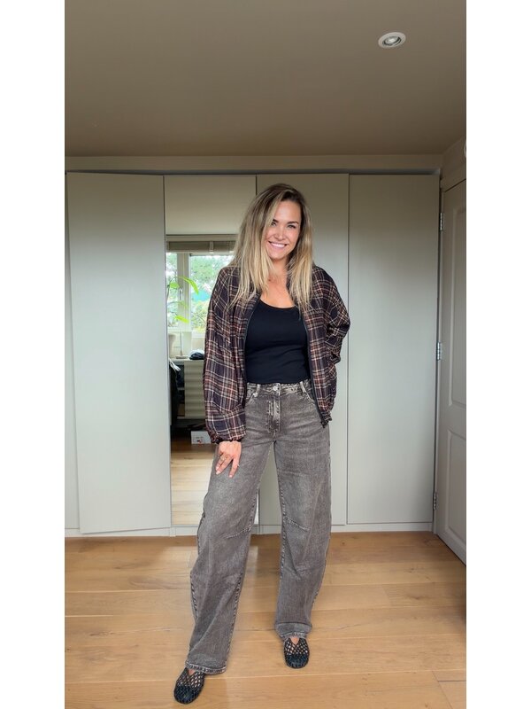 By Sara Collection Lauren Barrel Jeans