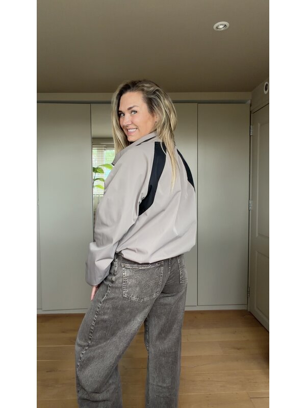 By Sara Collection Yasmin Jacket Grijs