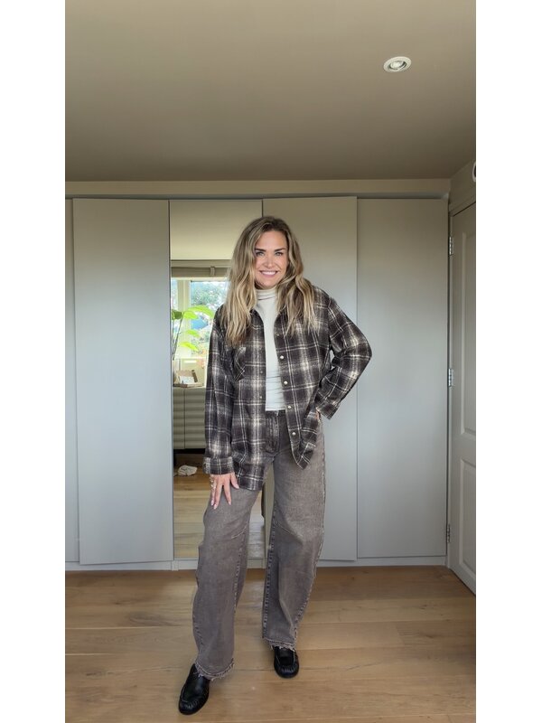 Carry Blouse bruine Ruit By Sara Collection Carry Blouse bruine Ruit