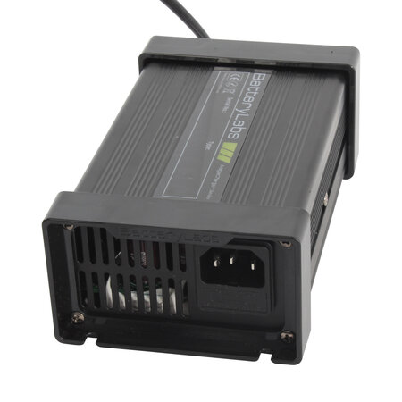 BatteryLabs MegaCharge Gel 24V 6A - C13 Stekker