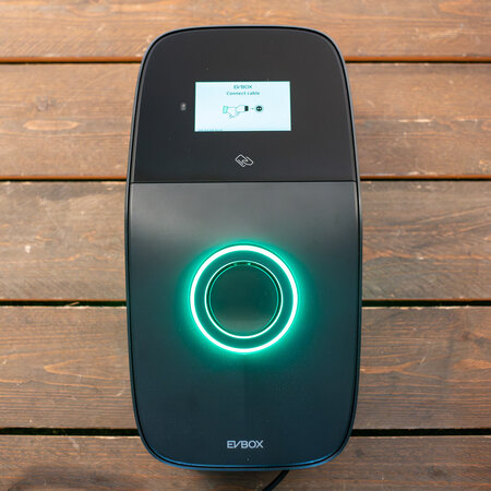 EVBox Liviqo 3-fase 32A 22kW Socket CMS SIM