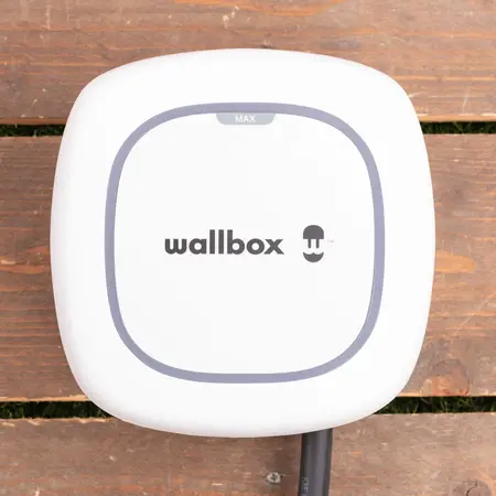 Wallbox Pulsar Max 7,4 kW - Complete Kit - EV Laadstation Wit type 2 met 7 meter lange vaste rechte laadkabel