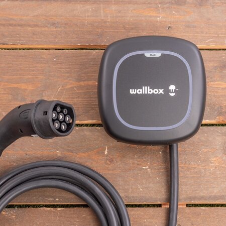 Wallbox Pulsar Max 7,4 kW - Complete Kit - EV Laadstation Zwart type 2 met 7 meter lange vaste rechte laadkabel