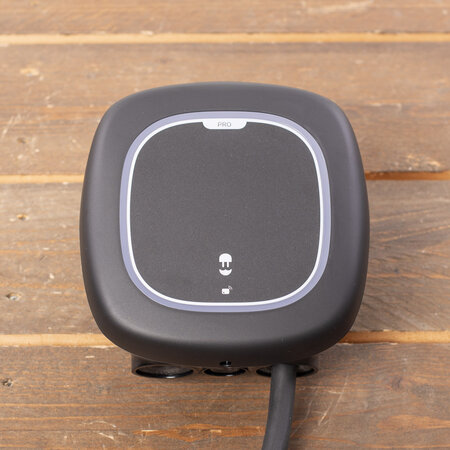 Wallbox Pulsar Pro 7,4 kW - EV Laadstation Zwart type 2 met vaste rechte laadkabel 7 meter