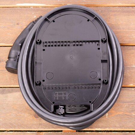 Ratio io6 Pro Laadstation 7,5 meter vaste laadkabel 3 fase 16-32A - inclusief MID Meter