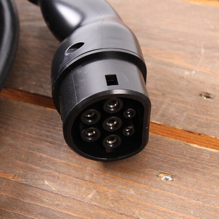 Ratio io6 Pro Laadstation 5 meter vaste laadkabel 3 fase 16-32A - inclusief MID Meter