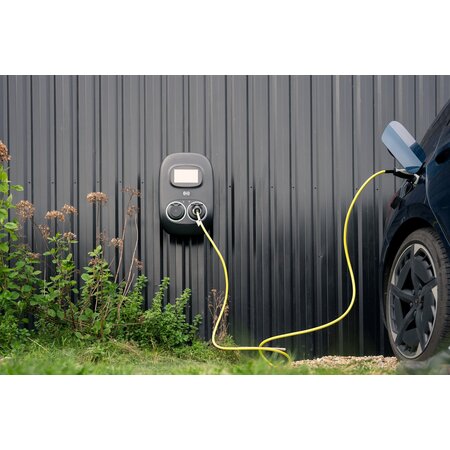 Volt Time Two Pro Dubbele AC Laadpaal 2x22 kW met 2x Type 2 Contactdoos, OCPP 1.6J, RFID, MID Energiemeting en 4G/WiFi/Ethernet