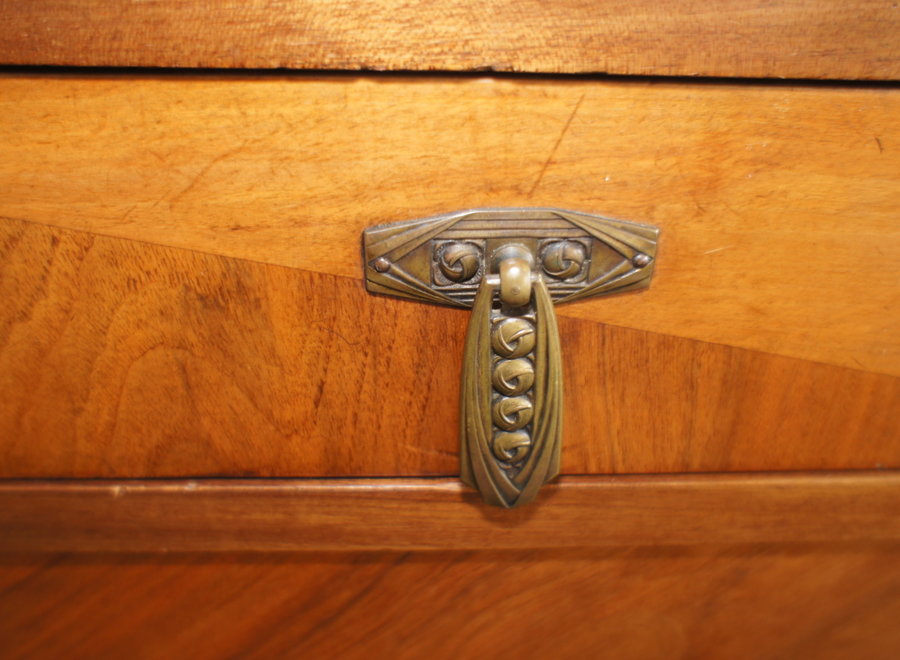 Solid oak cupboard was finished with veneer wood.