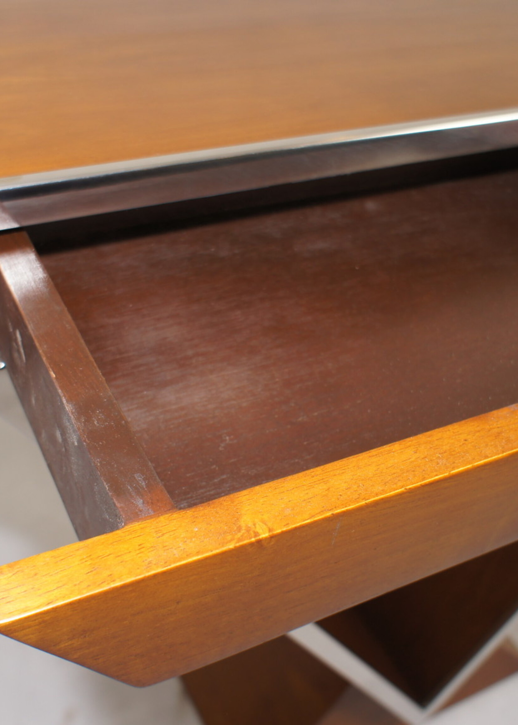 Elegant wall table with 2 drawers in wood and chrome