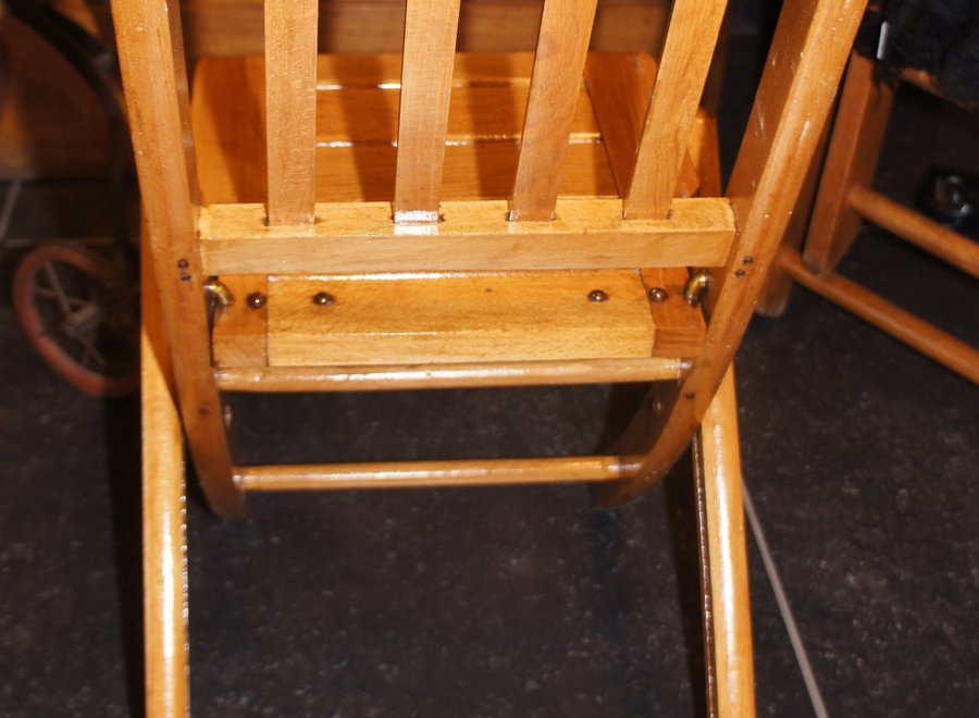 2 children's folding chairs - beech wood - Belgium - Ca 1950/1974