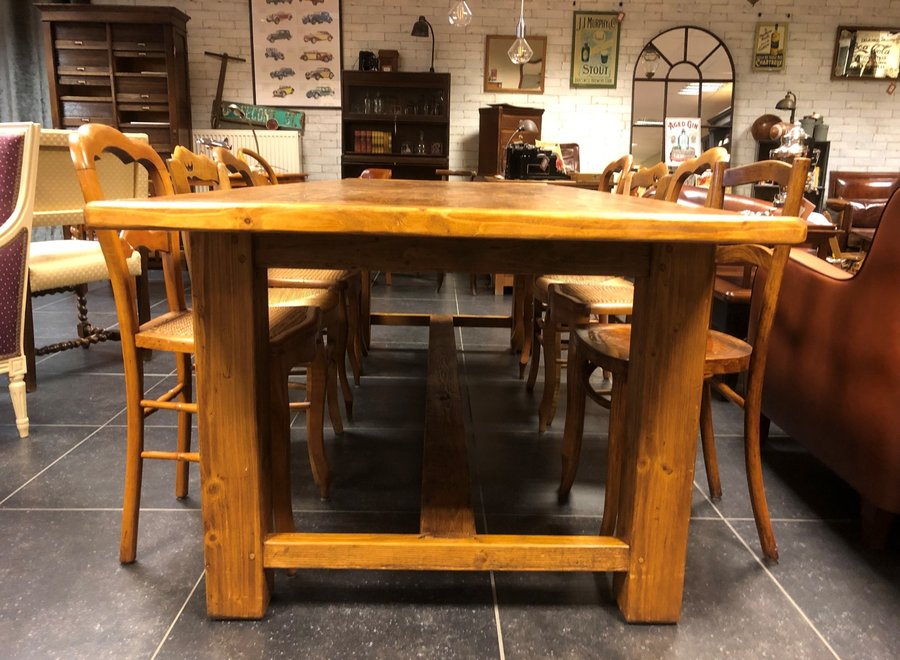 Rechthoekige eettafel