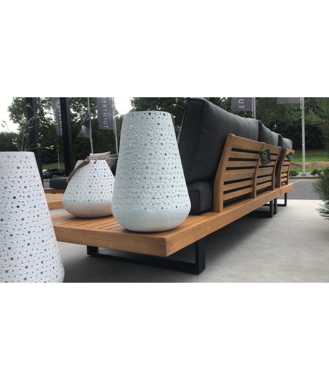 Guiño Calma luxe platform lounge set in aluminium met teakhout