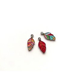 Metalen bedels, bladeren 10x22mm 3st.