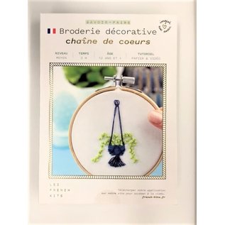 Kit Broderie Green - Chaîne de Coeurs