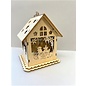 Huis met LED lampje om op te hangen van hout beige, (B/H/D) 9x11x5cm