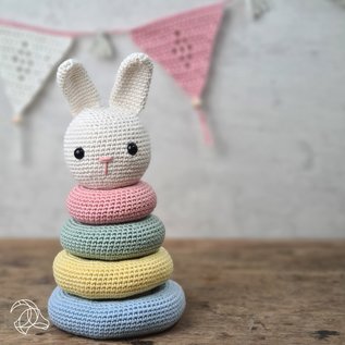 HardiCraft DIY Haakpakket - Stapelkonijn