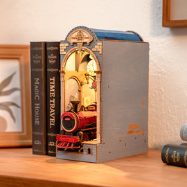 DIY Book Nook Boekensteun Time Travel, TGB04, 18,4×9,8x25cm