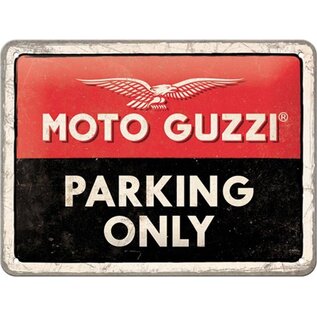 Moto Guzzi parking Only. Metalen wandbord in reliëf 15 x 20 cm