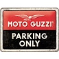 Moto Guzzi parking Only. Metalen wandbord in reliëf 15 x 20 cm
