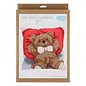 Kussen: 40x40 cm: Borduurpakket met halve steek: "Ted"