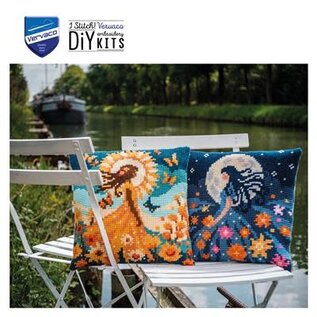 Kruissteekkussen kit Meisje met de maan
